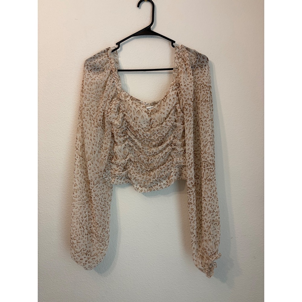 Amaryllis Heart Print Ruched Sweetheart Crop Top Tan Cream Small